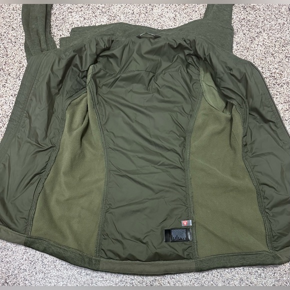 🧥 The North Face Jacket - Olive Green, Size XS 🌟 - Picture 11 of 11